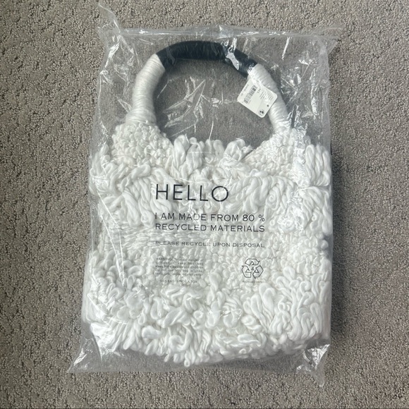 Free People Oslo Tote Bag Cream Bohemian Fringe Knitted Yarn Purse NWT - Picture 8 of 11